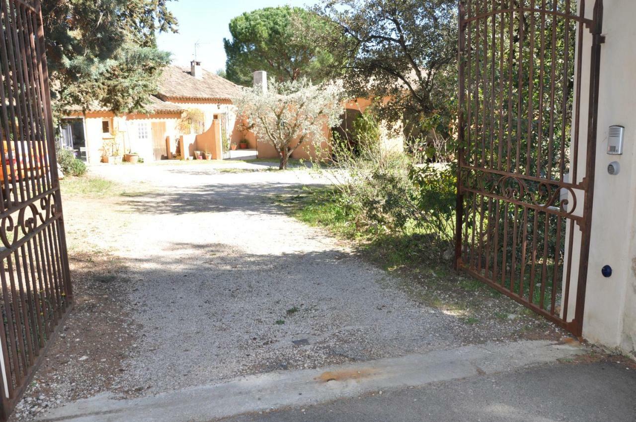 Saint-Marc-Jaumegarde Mas Des Oliviers Bed & Breakfast エクステリア 写真